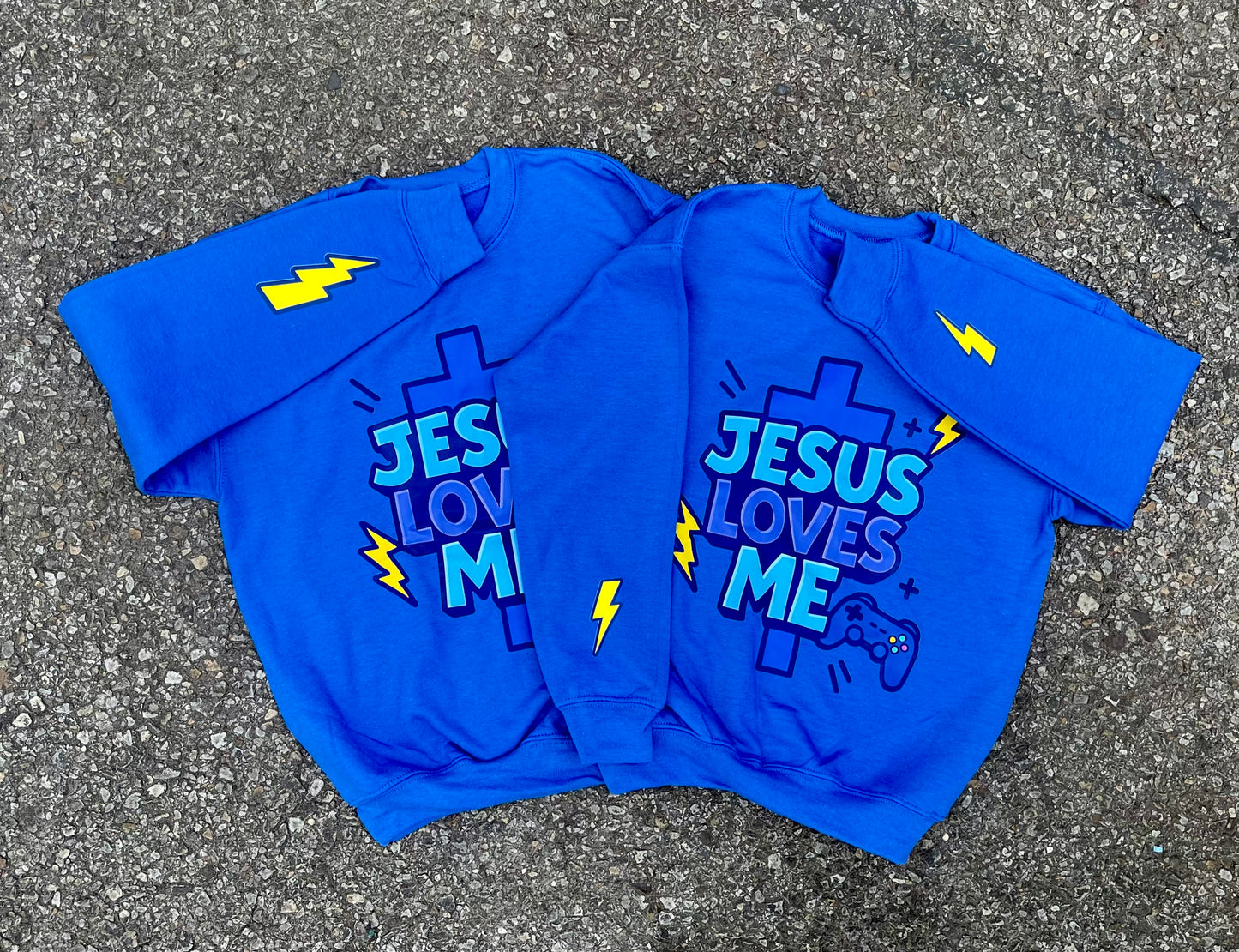 Jesus Loves Me Crewneck(Kids)